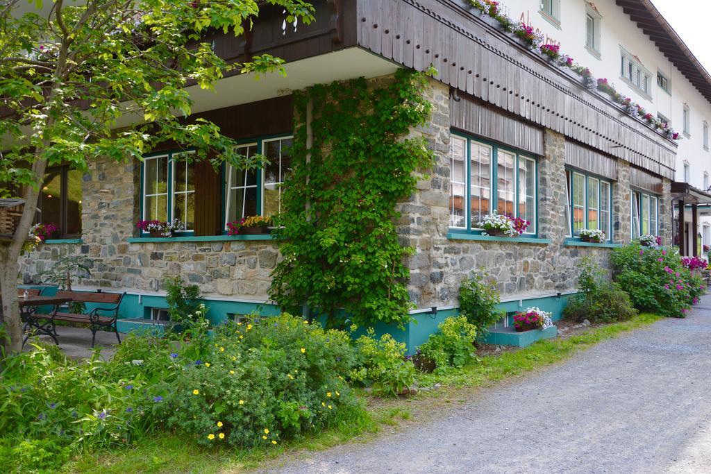 Clubdorf Hotel Alpenrose Galtuer Ngoại thất bức ảnh